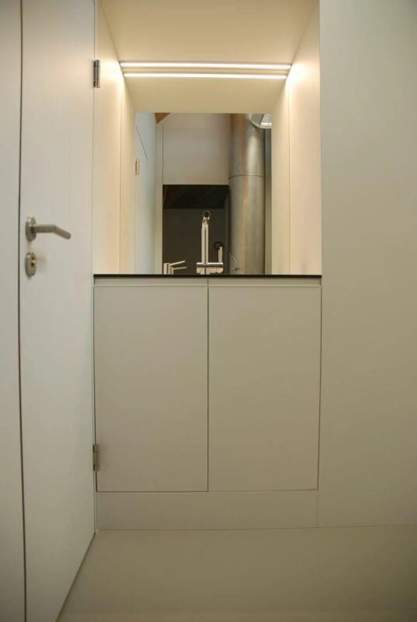 Schöne, grosszügige Büroräumlichkeiten an optimaler Lage Nähe Loryp... - Foto 13 von 20