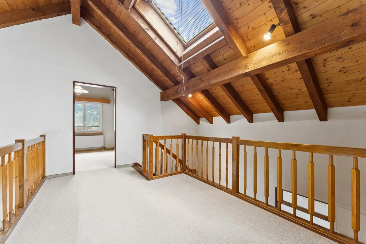 Vivere spazioso e arioso su due livelli - con galleria - Foto 2 di 7