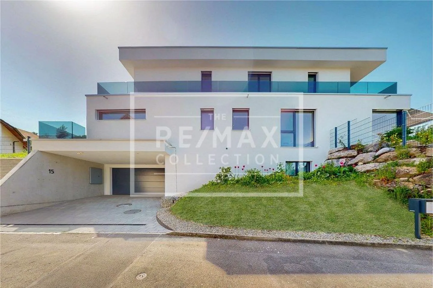 exklusives 5.5 Zi-Einfamilienhaus mit Lift, See- und Bergsicht, Photovoltaikanlage, LOXONE - Foto 13 von 13