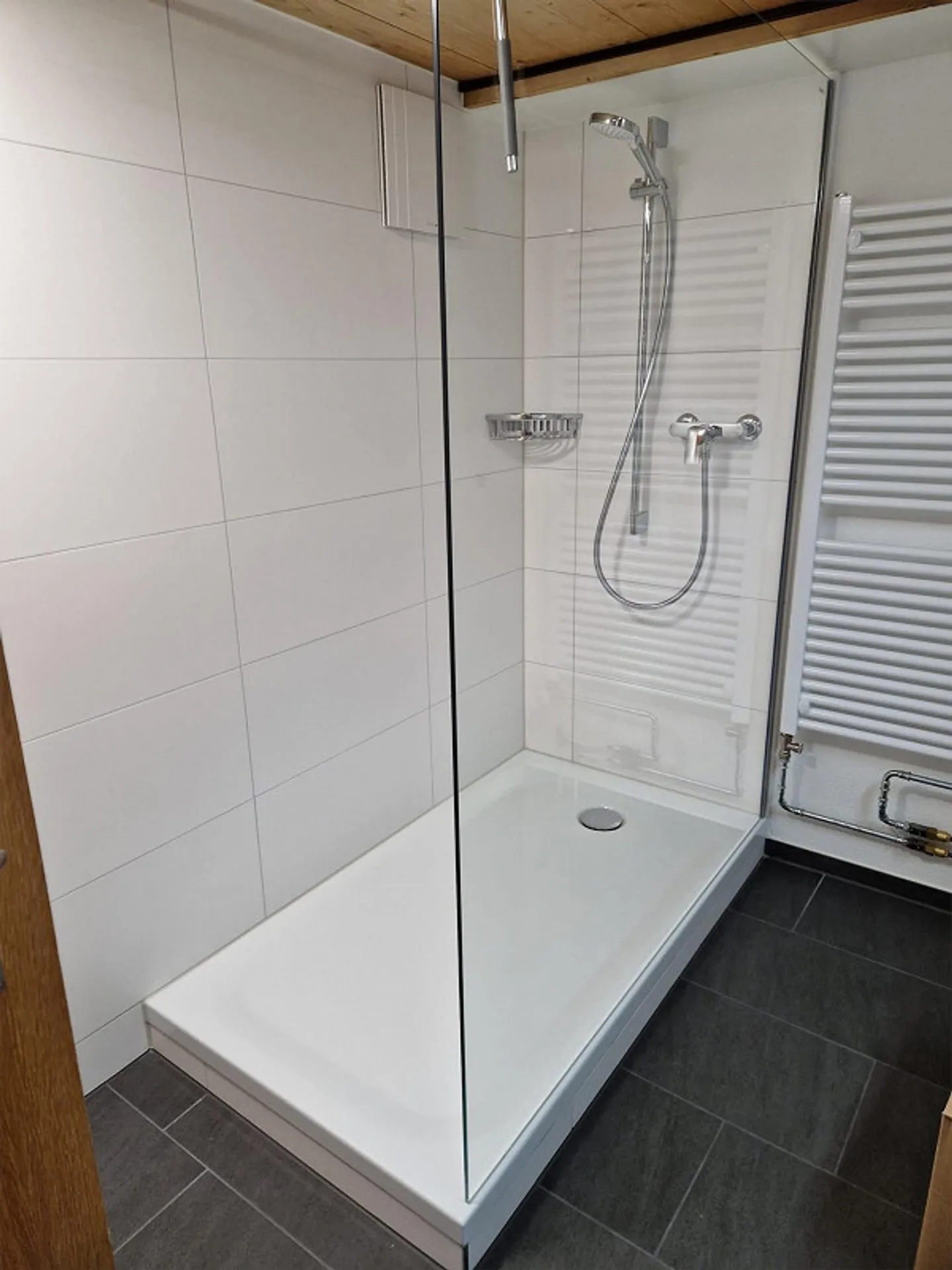 Appartement ensoleillé de 3 1/2 pièces au centre dans une maison traditionnelle d'Appenzell - Photo 11 sur 13