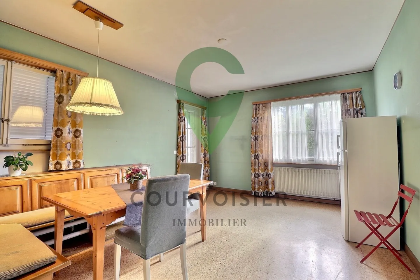 Maison spacieuse à rénover à La Tour-de-Peilz - Photo 4 sur 11