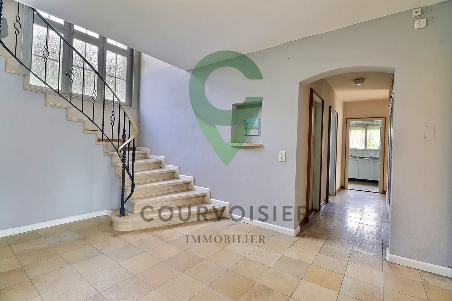 Maison spacieuse à rénover à La Tour-de-Peilz - Photo 10 sur 11