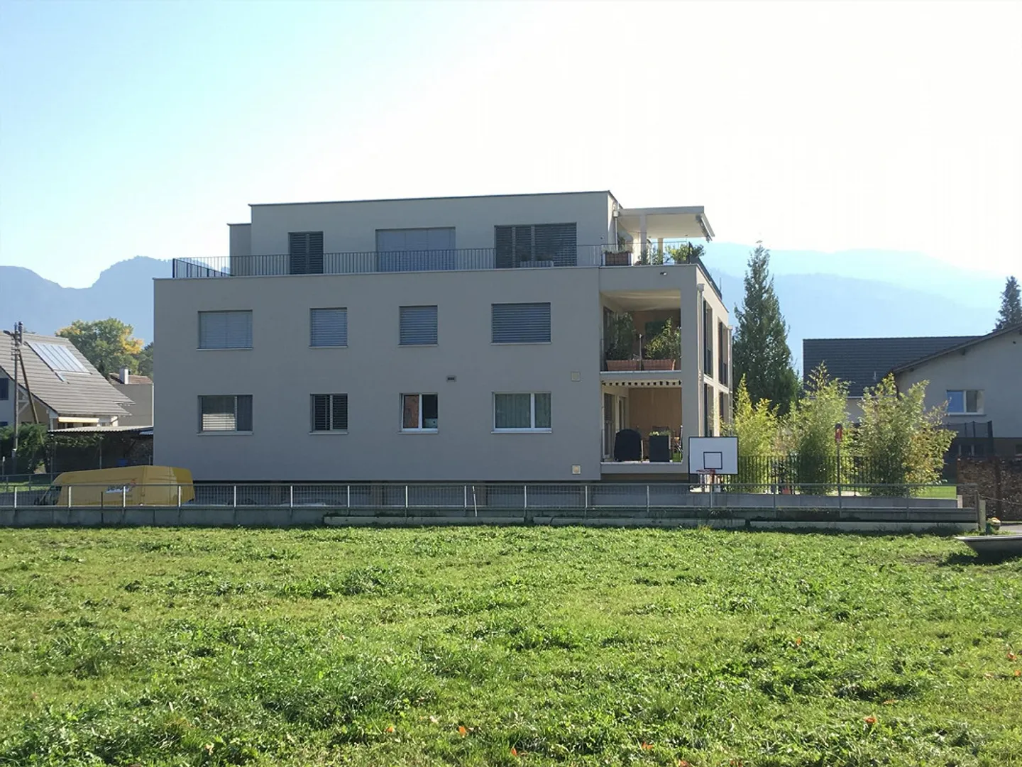 sonnige 4 1/2 Zimmer Wohnung - Foto 2 von 8