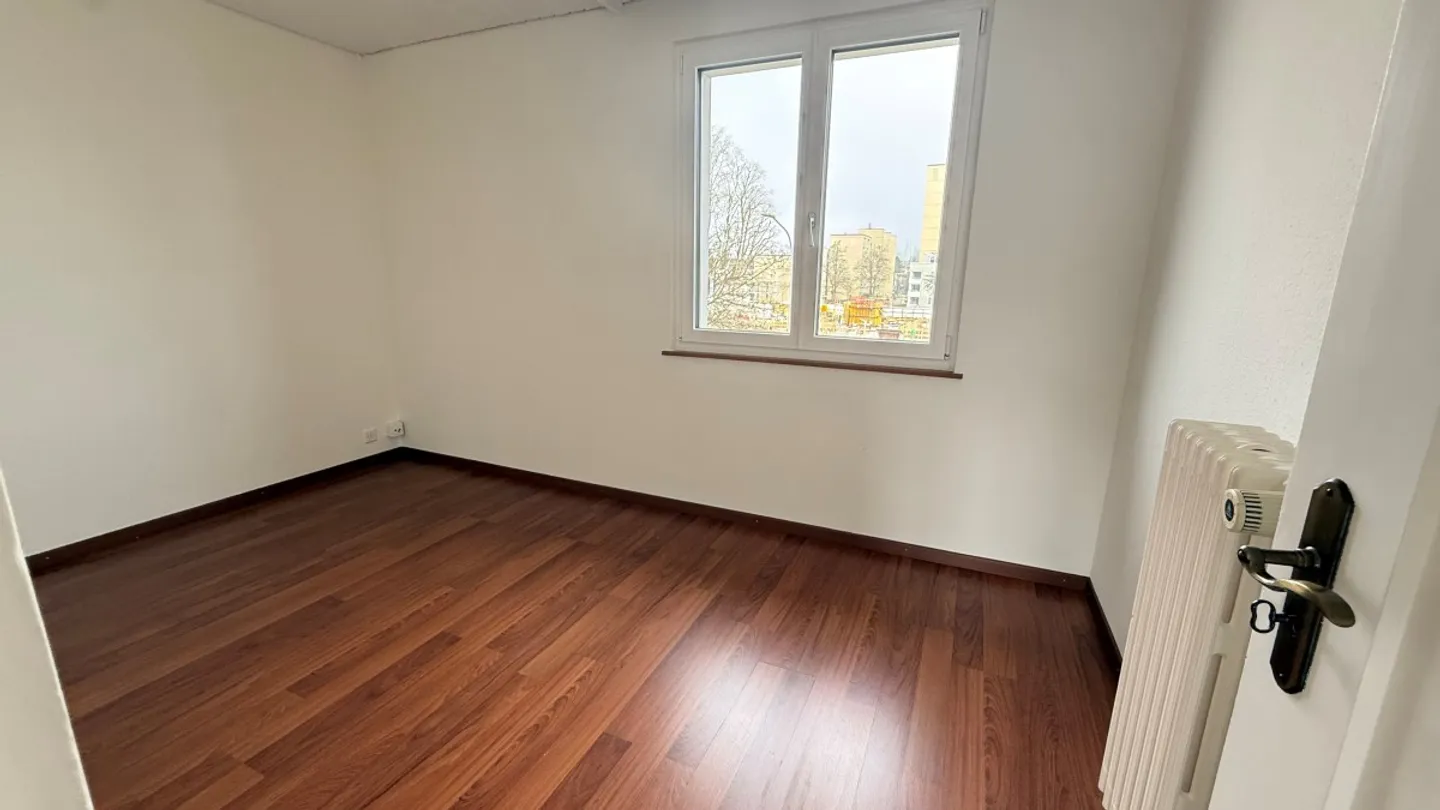 Casa bifamiliare di 5,5 stanze - Foto 9 di 15