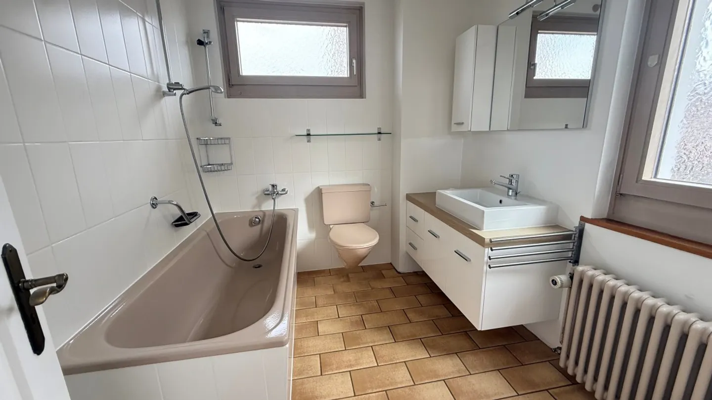 Casa bifamiliare di 5,5 stanze - Foto 5 di 15