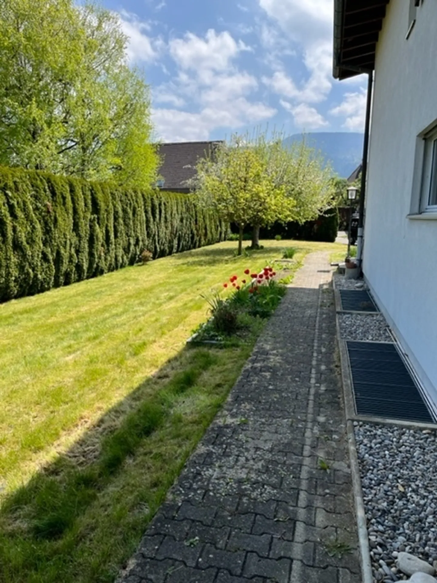 Charming Semi-Detached House - Photo 3 of 9