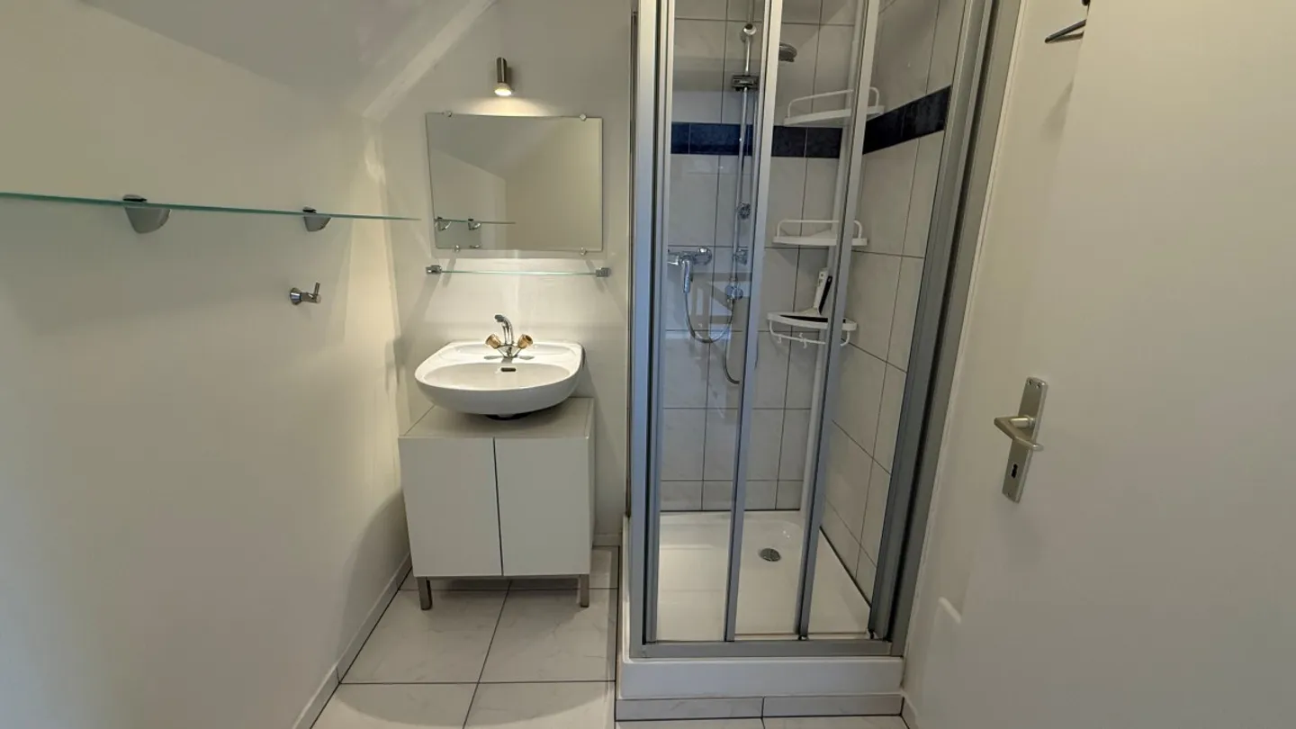 Casa bifamiliare di 5,5 stanze - Foto 6 di 15