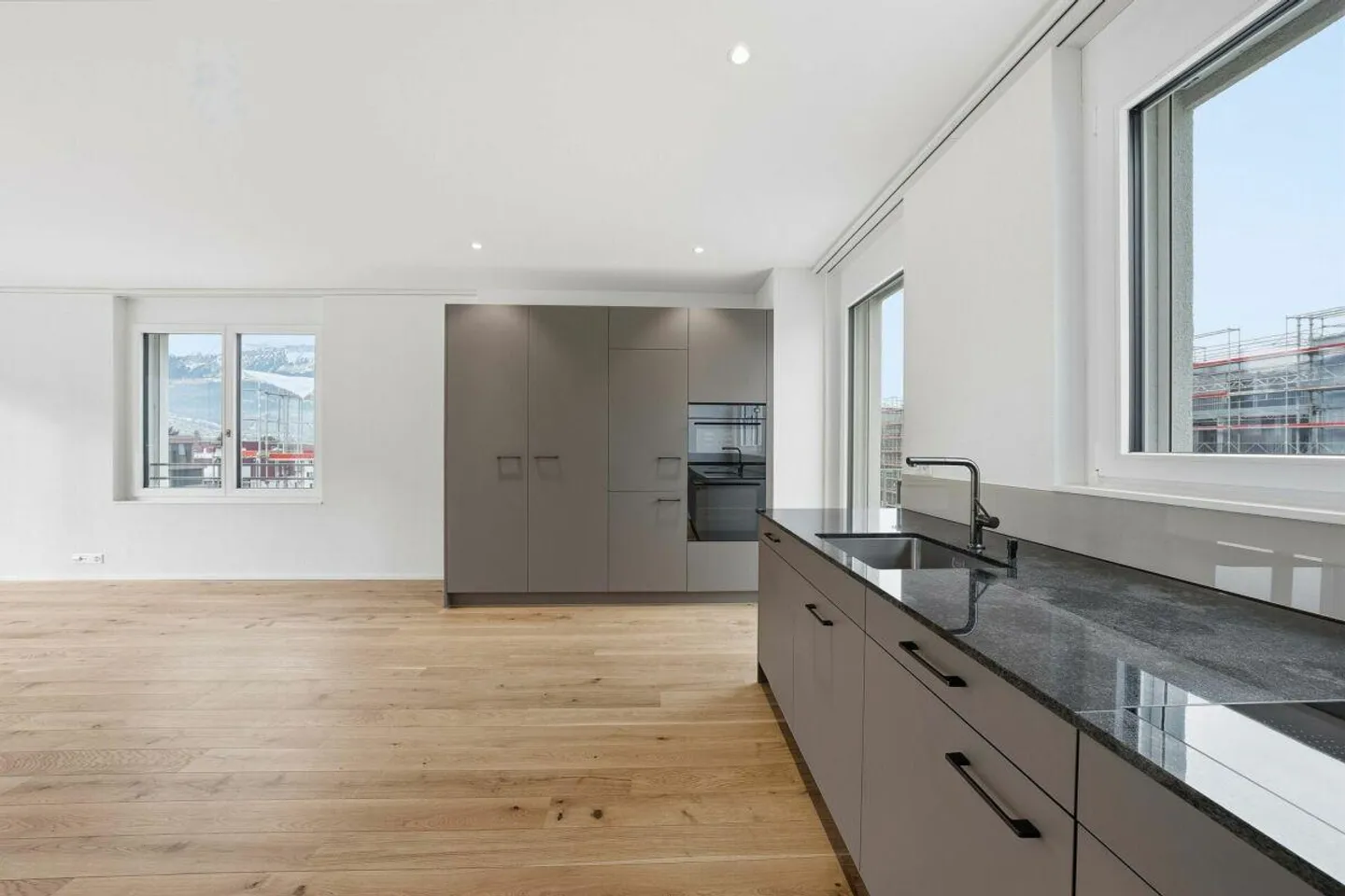 Appartamento attico elegante con vista impressionante a Buchs SG - Foto 3 di 13