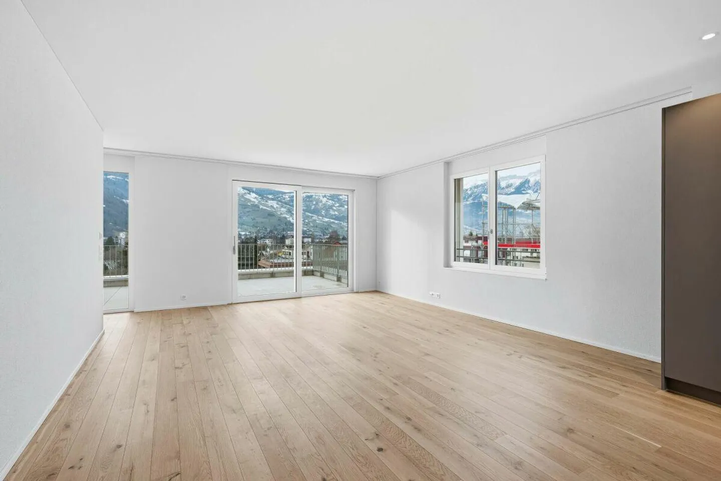 Appartamento attico elegante con vista impressionante a Buchs SG - Foto 4 di 13