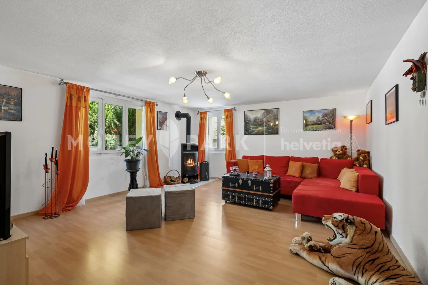 Geräumiges Einfamilienhaus mit Garten - Foto 6 von 17