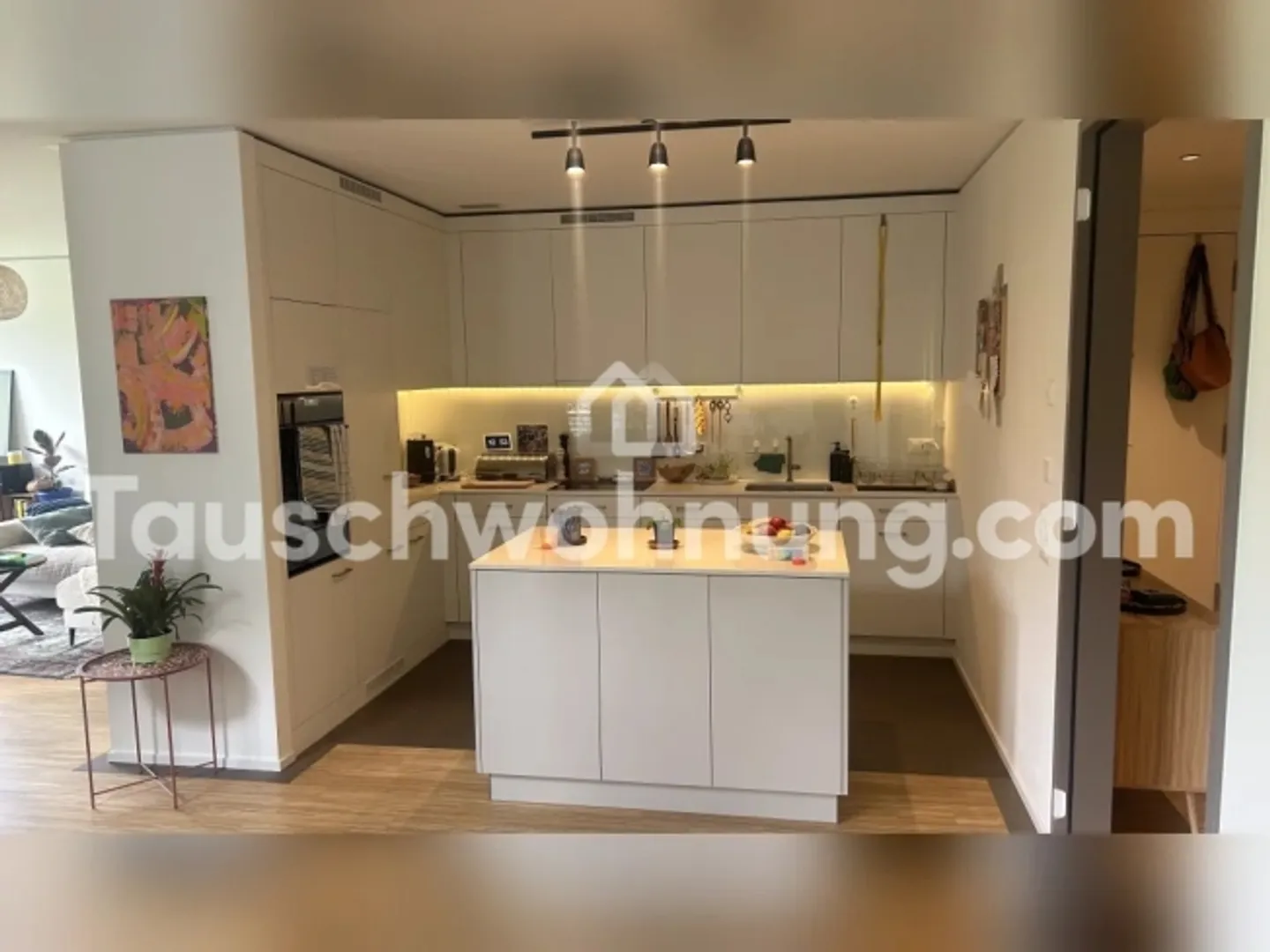 Apartment for rent - Photo 2 of 10