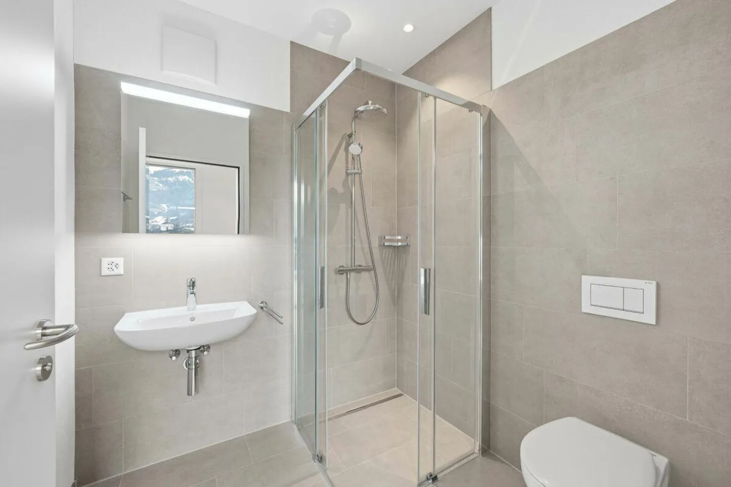 Appartamento attico elegante con vista impressionante a Buchs SG - Foto 8 di 13