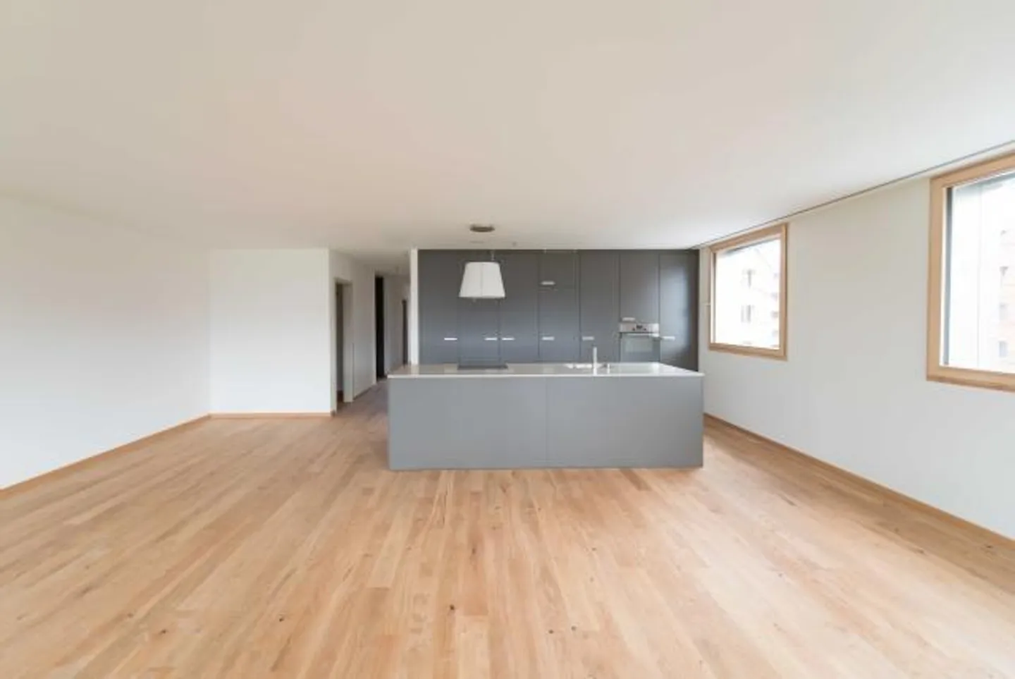 Vivere spazioso in un tranquillo quartiere residenziale - Foto 5 di 10