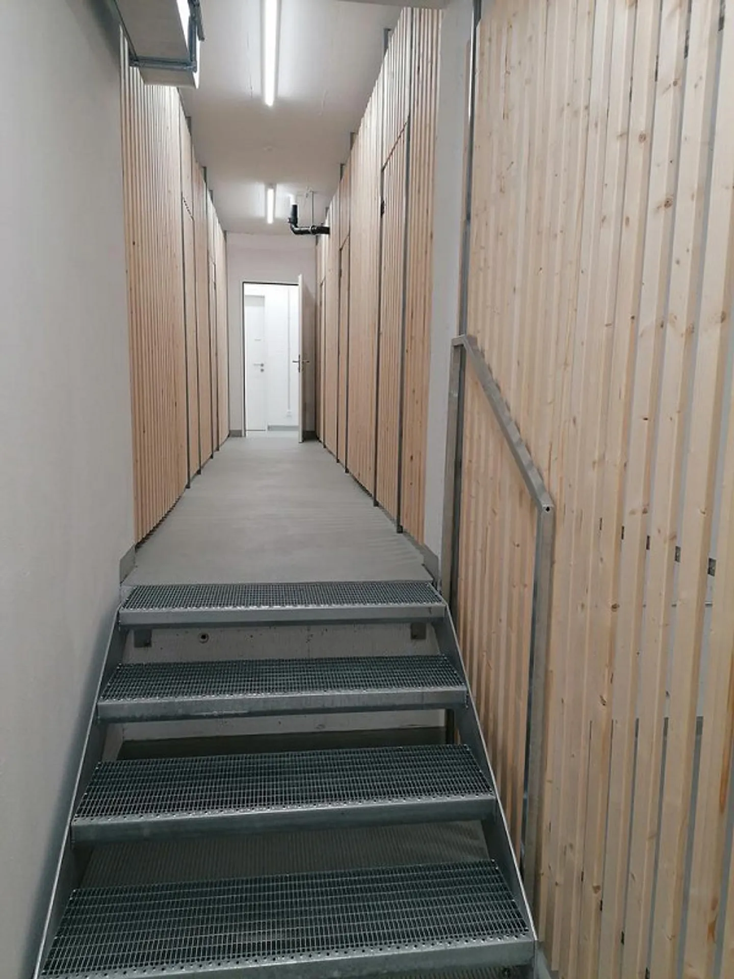 Locale cantina/spazio di stoccaggio nel nuovo edificio Haldenhof 3 - Foto 4 di 6