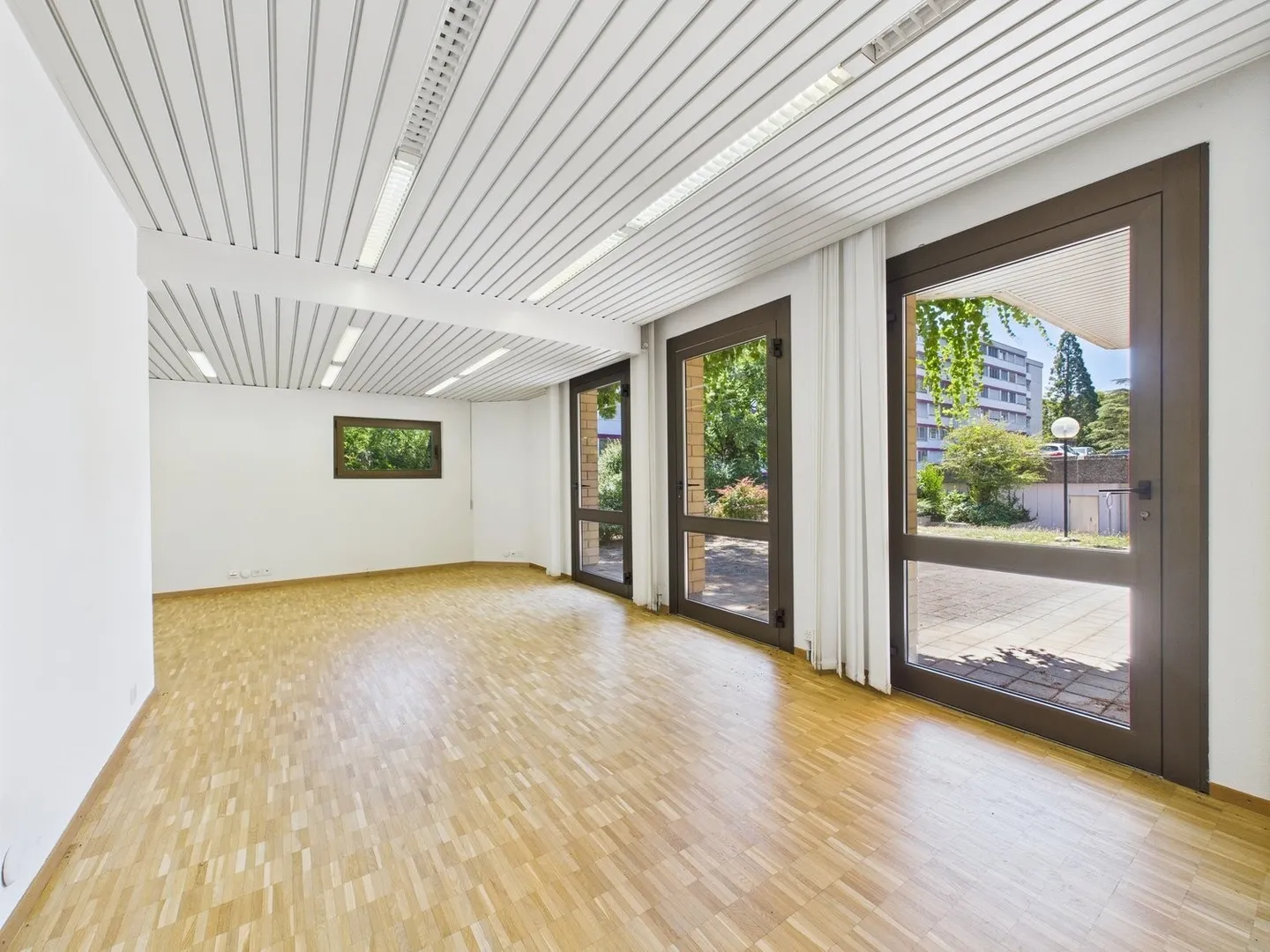 Spazio ufficio in zona tranquilla a due minuti dall'autostrada - Foto 4 di 10