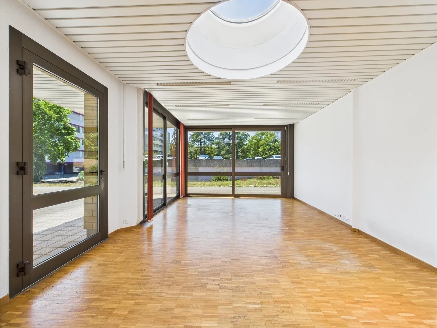 Spazio ufficio in zona tranquilla a due minuti dall'autostrada - Foto 8 di 10