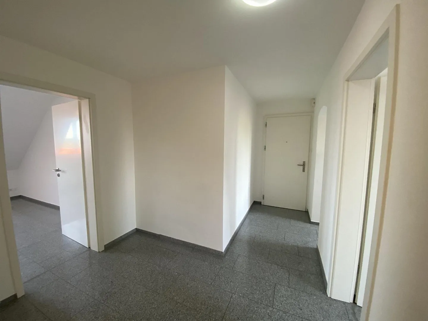Charming 2-room apartment in a quiet location in the heart of Wabern - Photo 6 of 10
