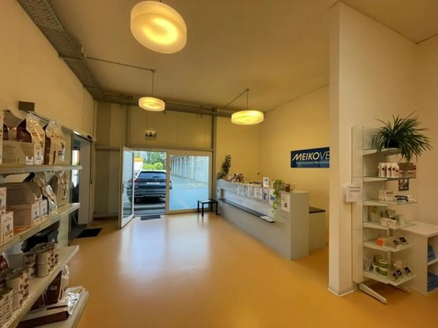 Geräumige Praxisräume in Maienfeld - Foto 2 von 11