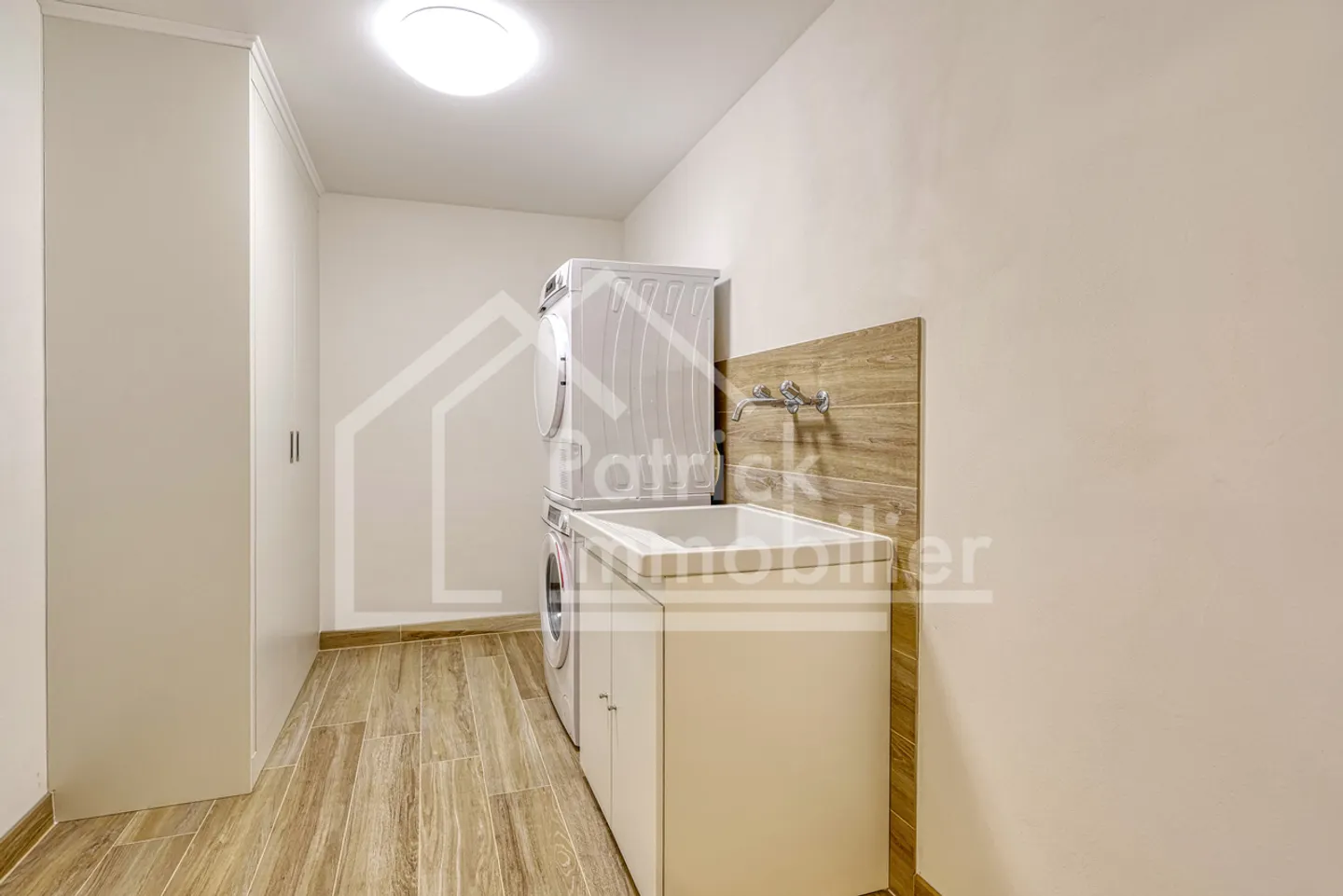 Appartamento spazioso con grande terrazza - Foto 11 di 26