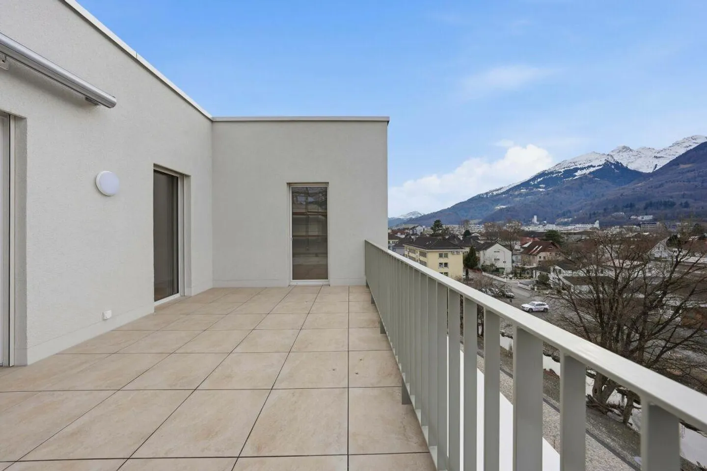 Appartamento attico elegante con vista impressionante a Buchs SG - Foto 11 di 13