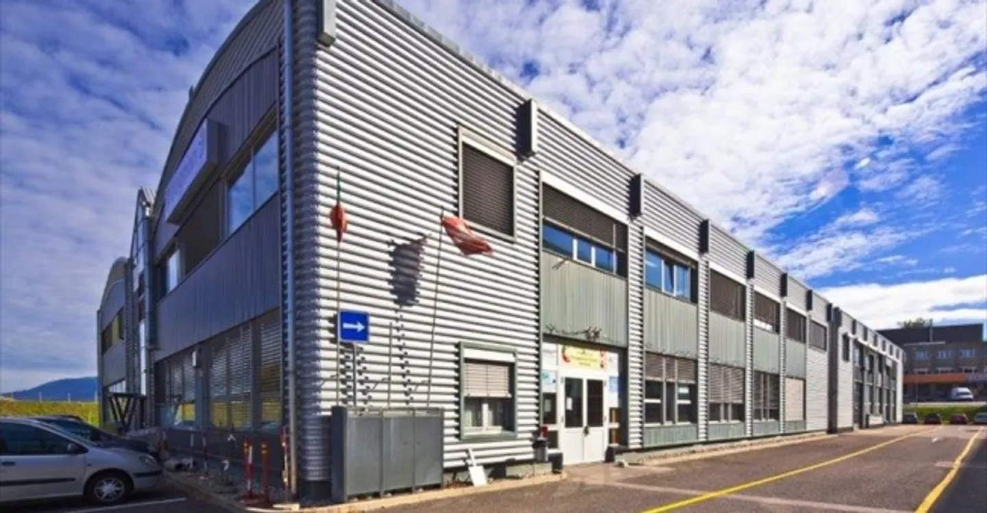 Edificio ad uso misto in affitto - Foto 1 di 1