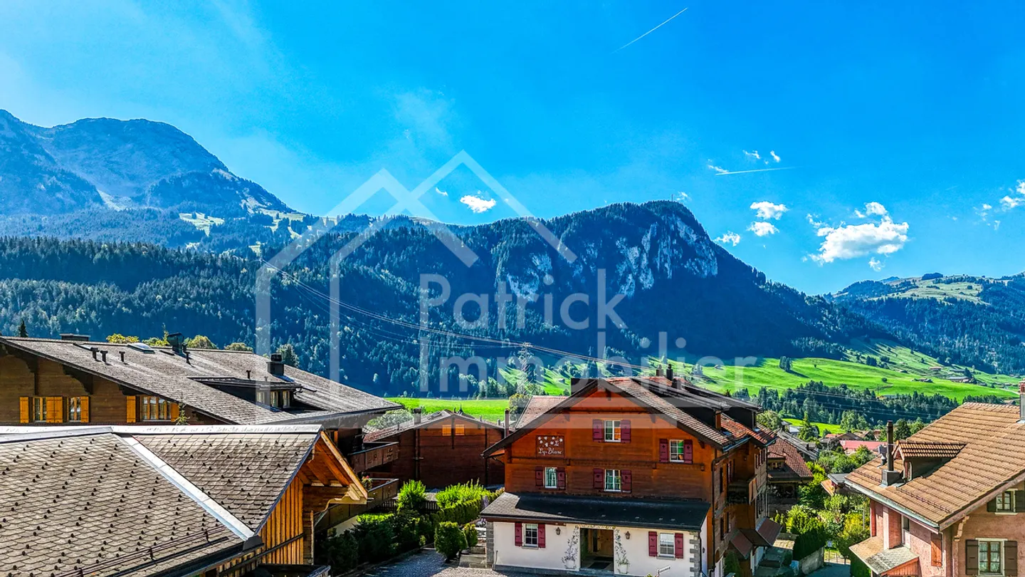 Appartamento spazioso con grande terrazza - Foto 25 di 26