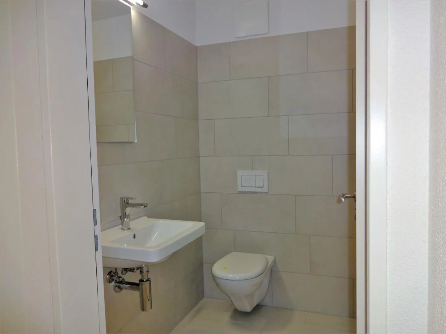 Appartamento luminoso di 3,5 stanze - Foto 2 di 9