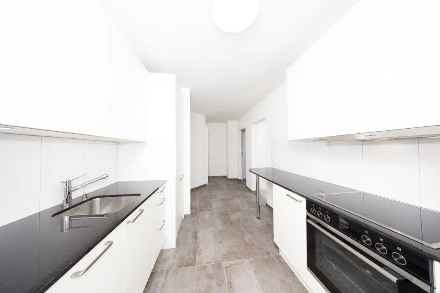 La tua casa dei sogni ti aspetta! Complesso di nuova costruzione spazioso per prima locazione - Foto 2 di 7