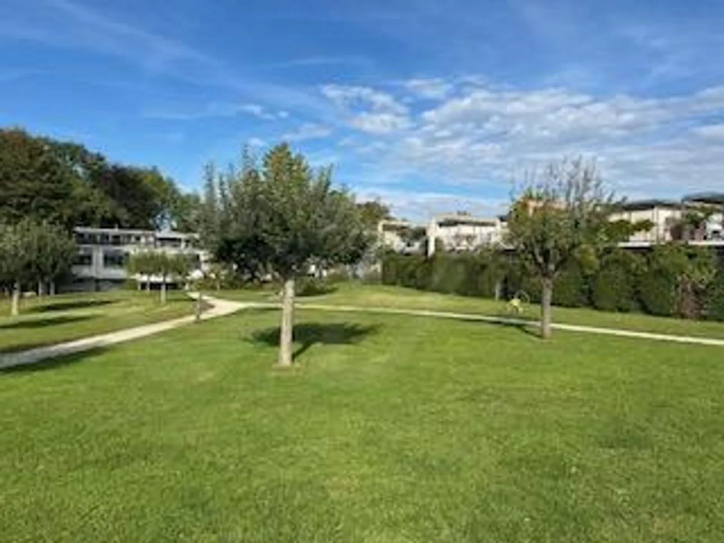 Charmant Studio en Jardin à Troinex - Photo 1 sur 3