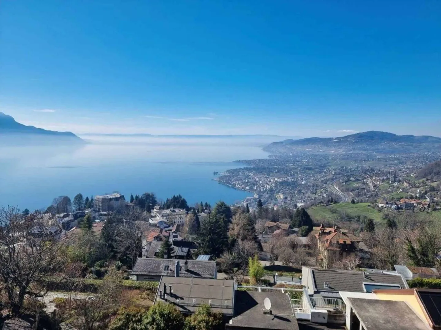 Glion - Rental building with panoramic view of the lake - Photo 1 of 11