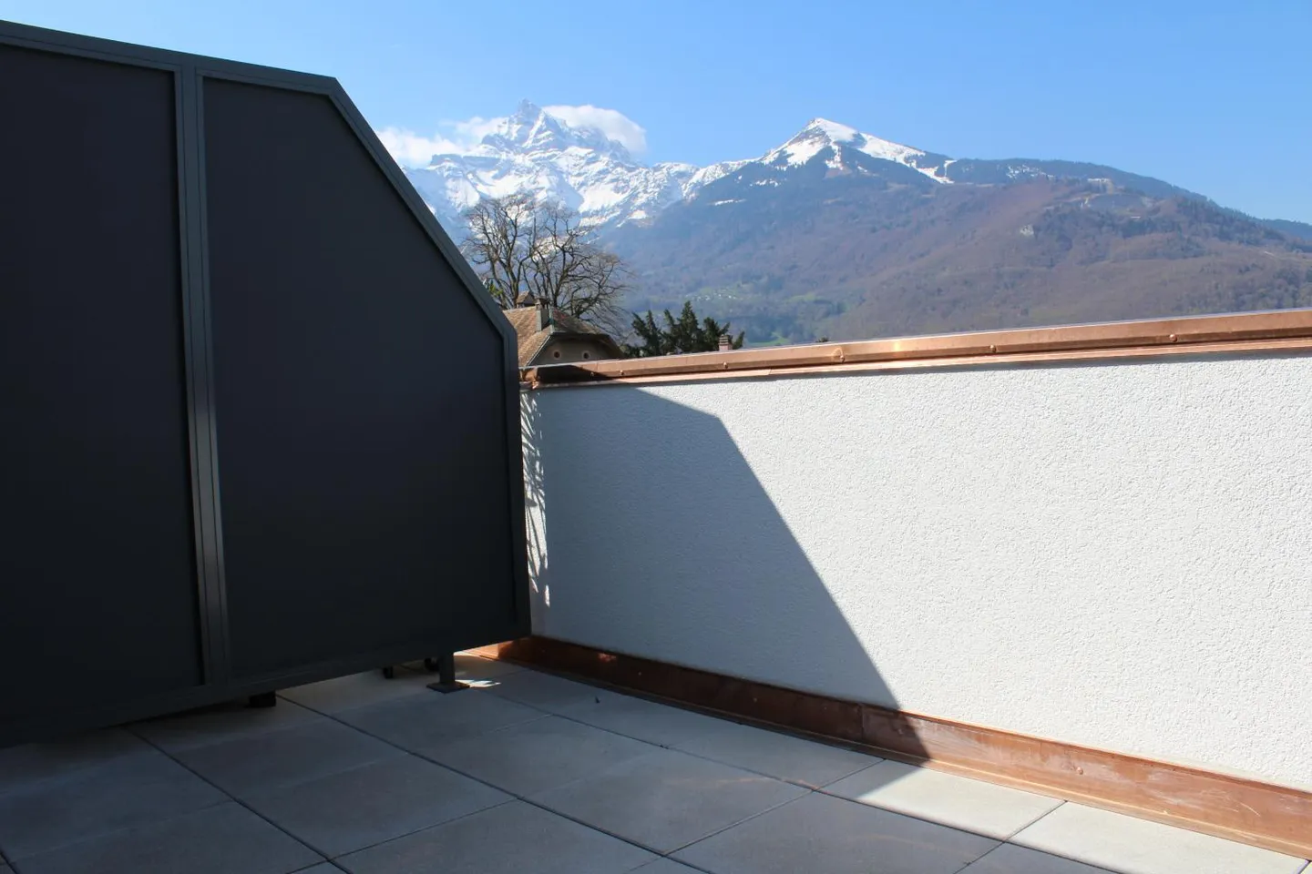 Studio Charmant avec Vue Montagne - Photo 1 sur 4
