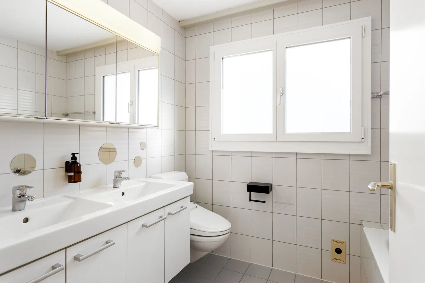 Sunny Times! - Photo 10 of 15