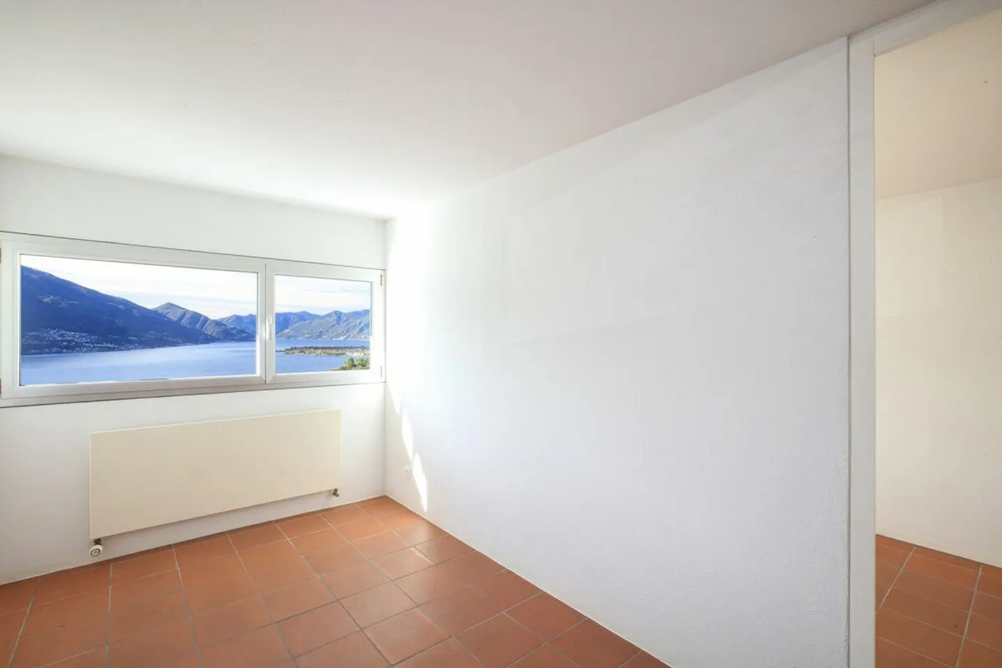 GORDOLA /GORDEMO - Herrlicher Seeblick in unmittelbarer Nähe des Zentrums - Foto 10 von 18