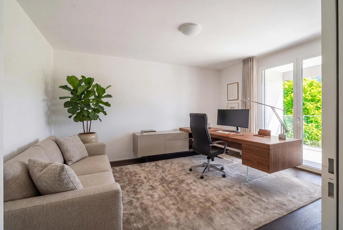 Living at the highest level – with permission for a second residence - Photo 8 of 9