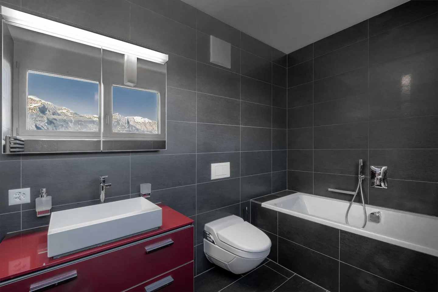 Living at the highest level – with permission for a second residence - Photo 7 of 9