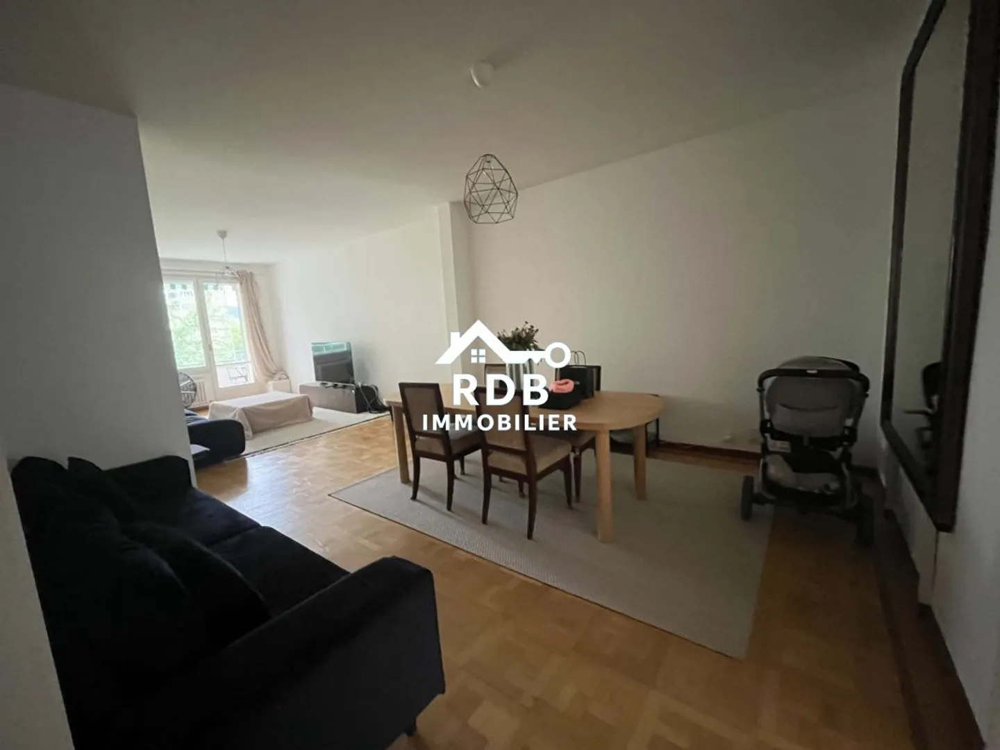 Magnificent 5.5-room apartment on the 3rd floor located in Geneva 1202 - Photo 1 of 10
