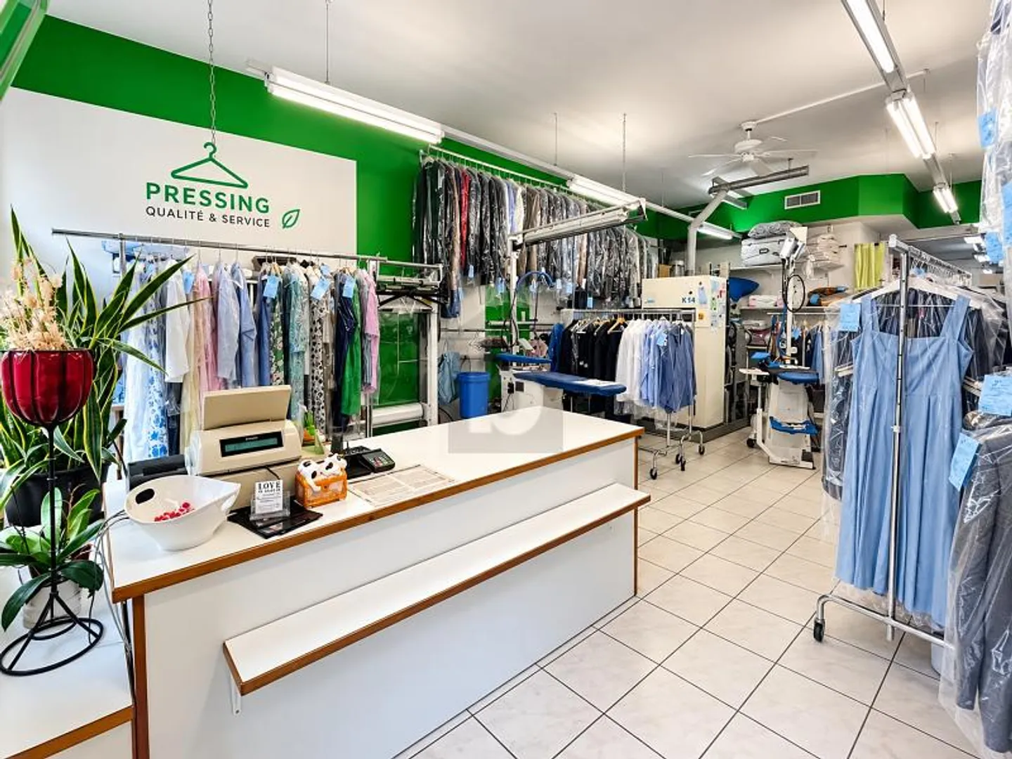 Established Business in Morges - Photo 2 of 6