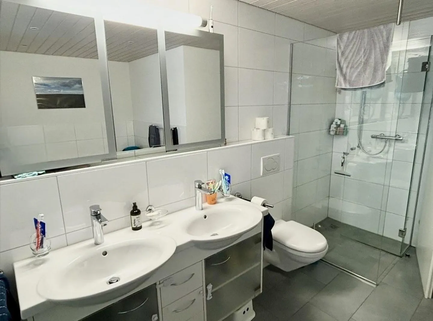 Bellissima casa unifamiliare in vendita in una posizione adatta alle famiglie - Foto 5 di 5