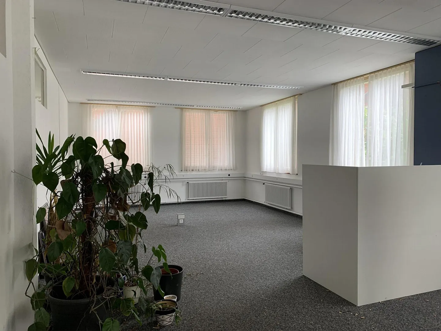 Bureaux et Espaces de Stockage à partir de 10m2 - Photo 4 sur 4