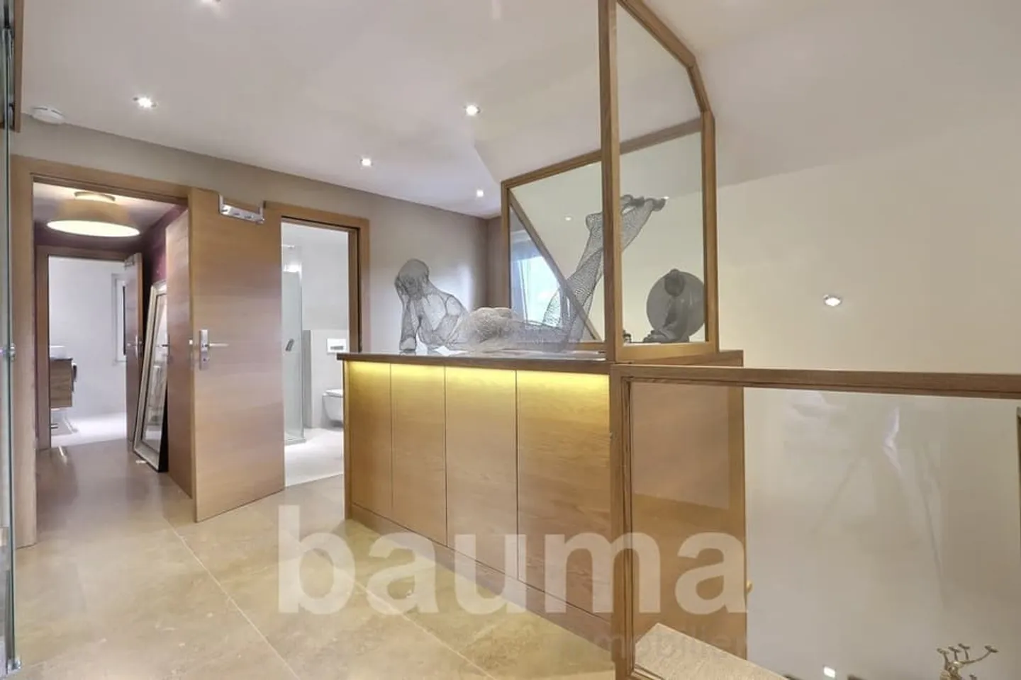 Einzelvilla in ruhiger Lage mit Schwimmbad - Foto 10 von 13