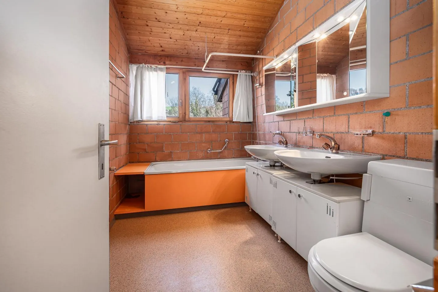 Family-friendly residential area - Photo 13 of 13