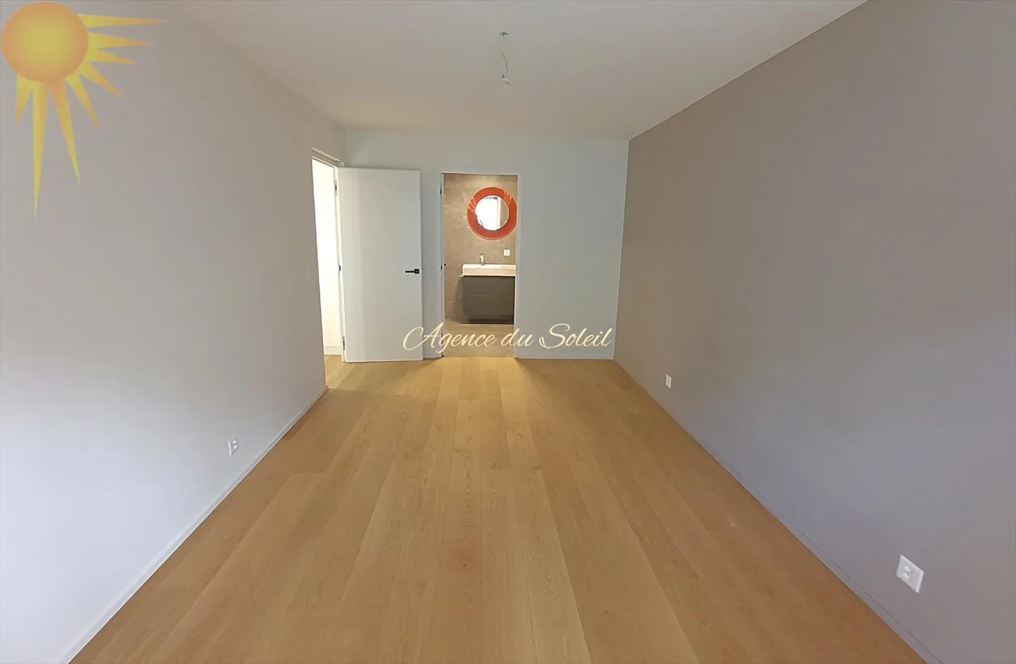 Für das ganze Jahr zu vermieten, diese superbe 3.5 Zimmer moderne Wohnung im Herzen von Montana! - Foto 9 von 13