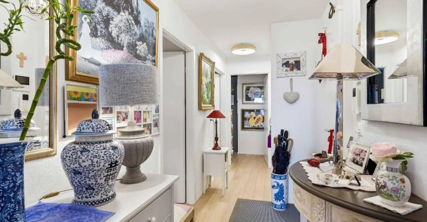 Charming Apartment with Garden - Photo 5 of 10