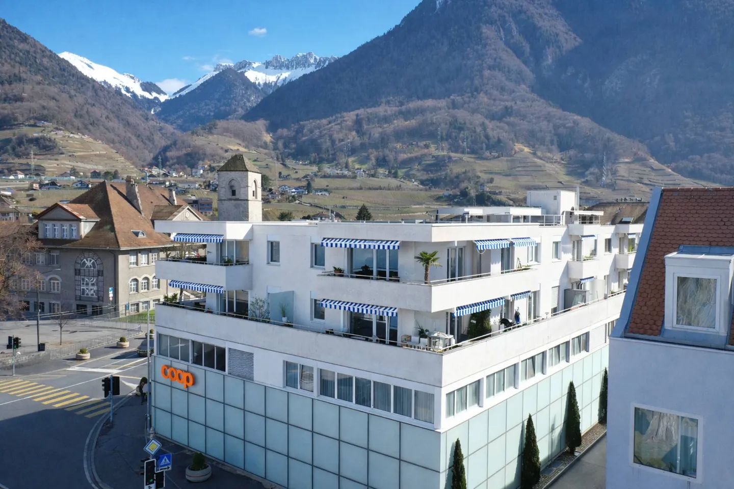 Exclusif! Appartement en penthouse de 4,5 pièces avec grande terrasse et vue imprenable sur le lac - Photo 12 sur 12