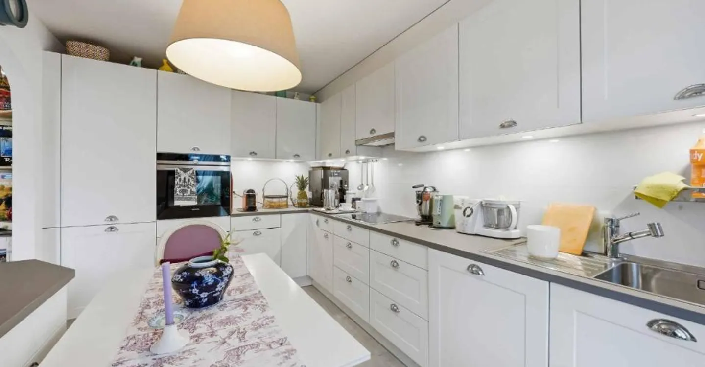 Charming Apartment with Garden - Photo 7 of 10