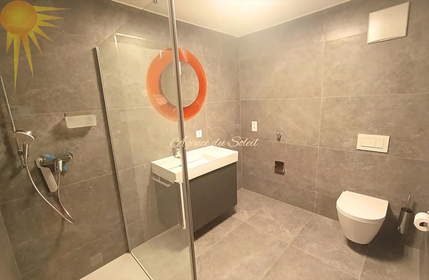 Für das ganze Jahr zu vermieten, diese superbe 3.5 Zimmer moderne Wohnung im Herzen von Montana! - Foto 12 von 13