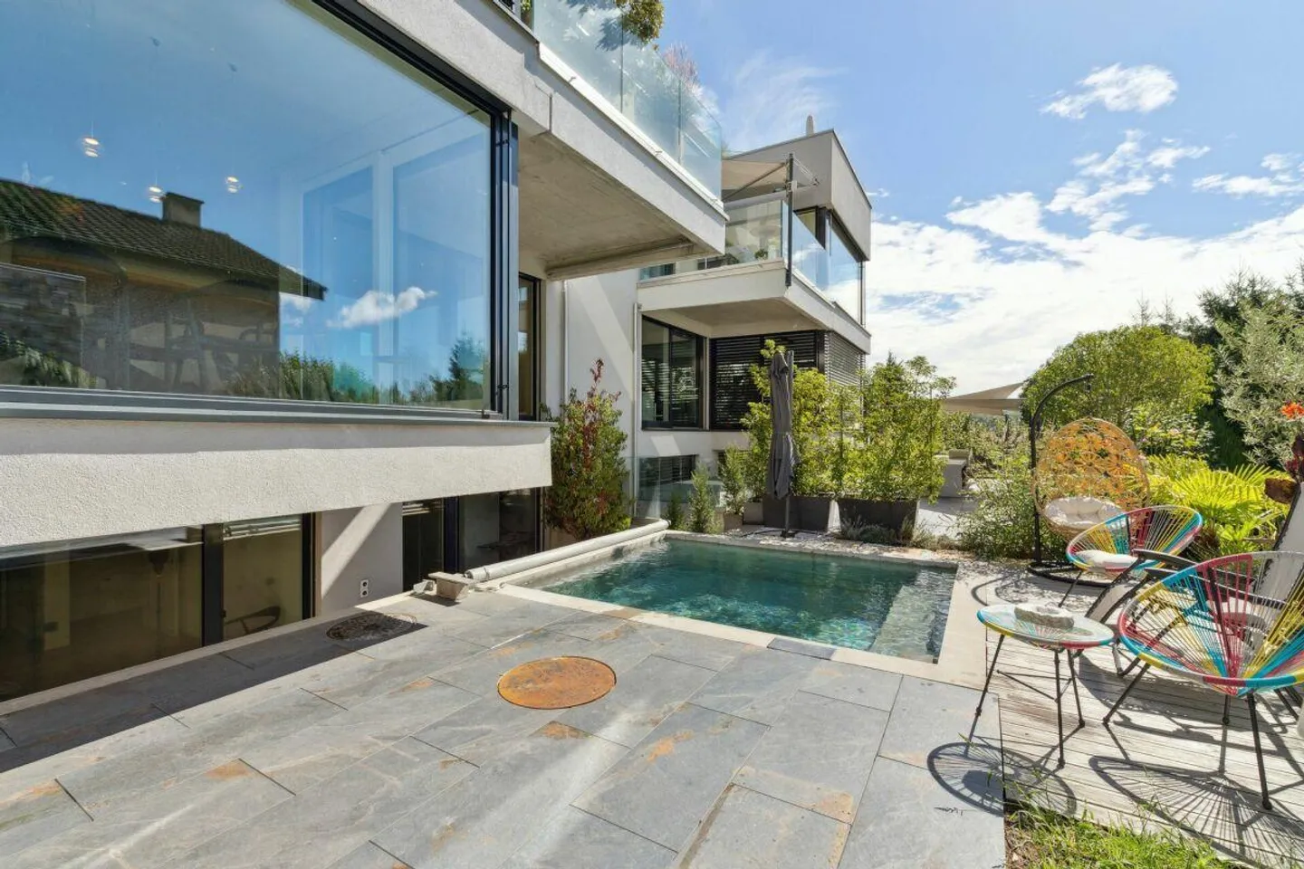 Appartamento duplex esclusivo con piscina in una zona residenziale tranquilla - Foto 1 di 2