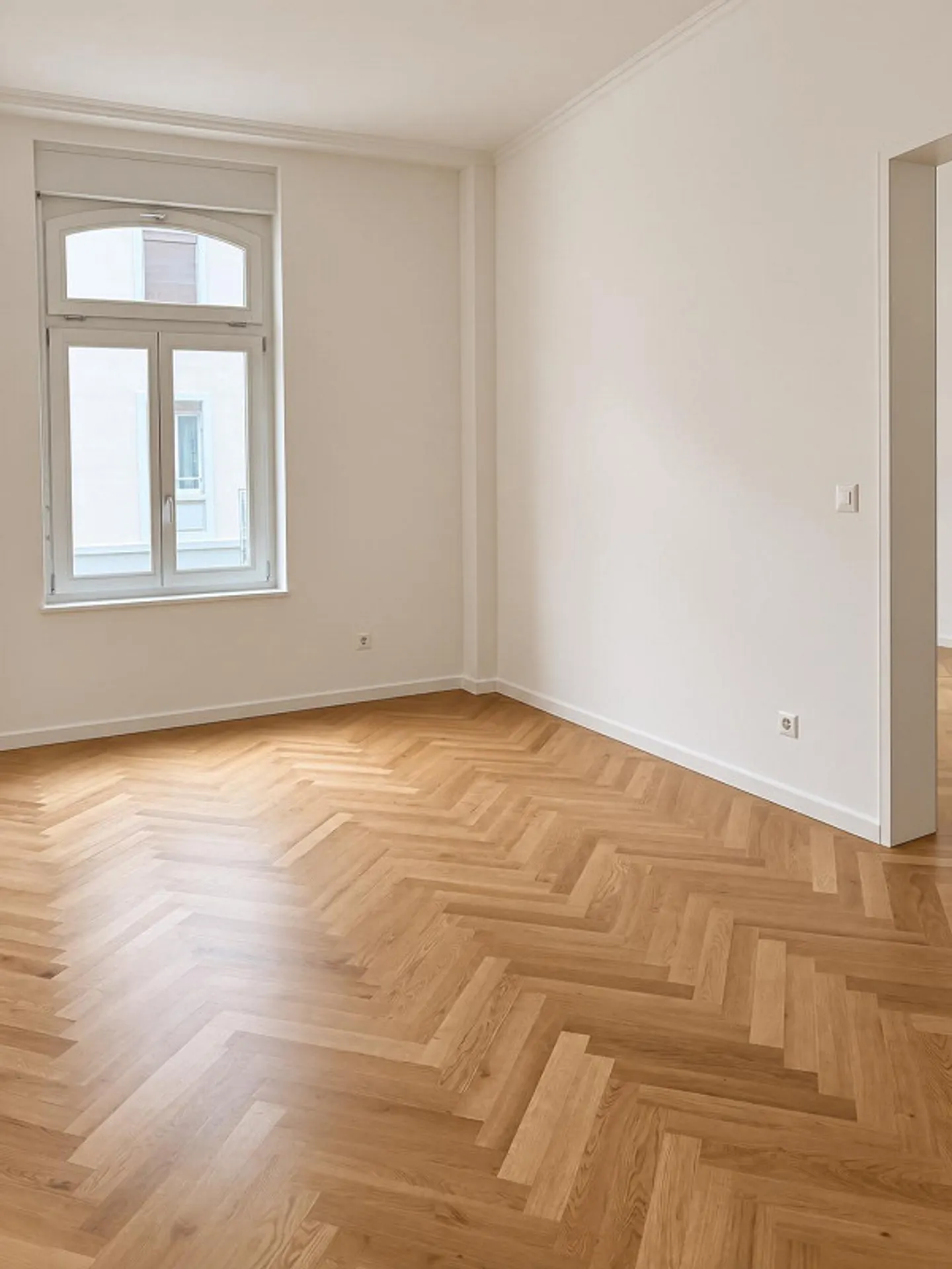 Moderne 3.5 Zimmerwohnung - Foto 2 von 9