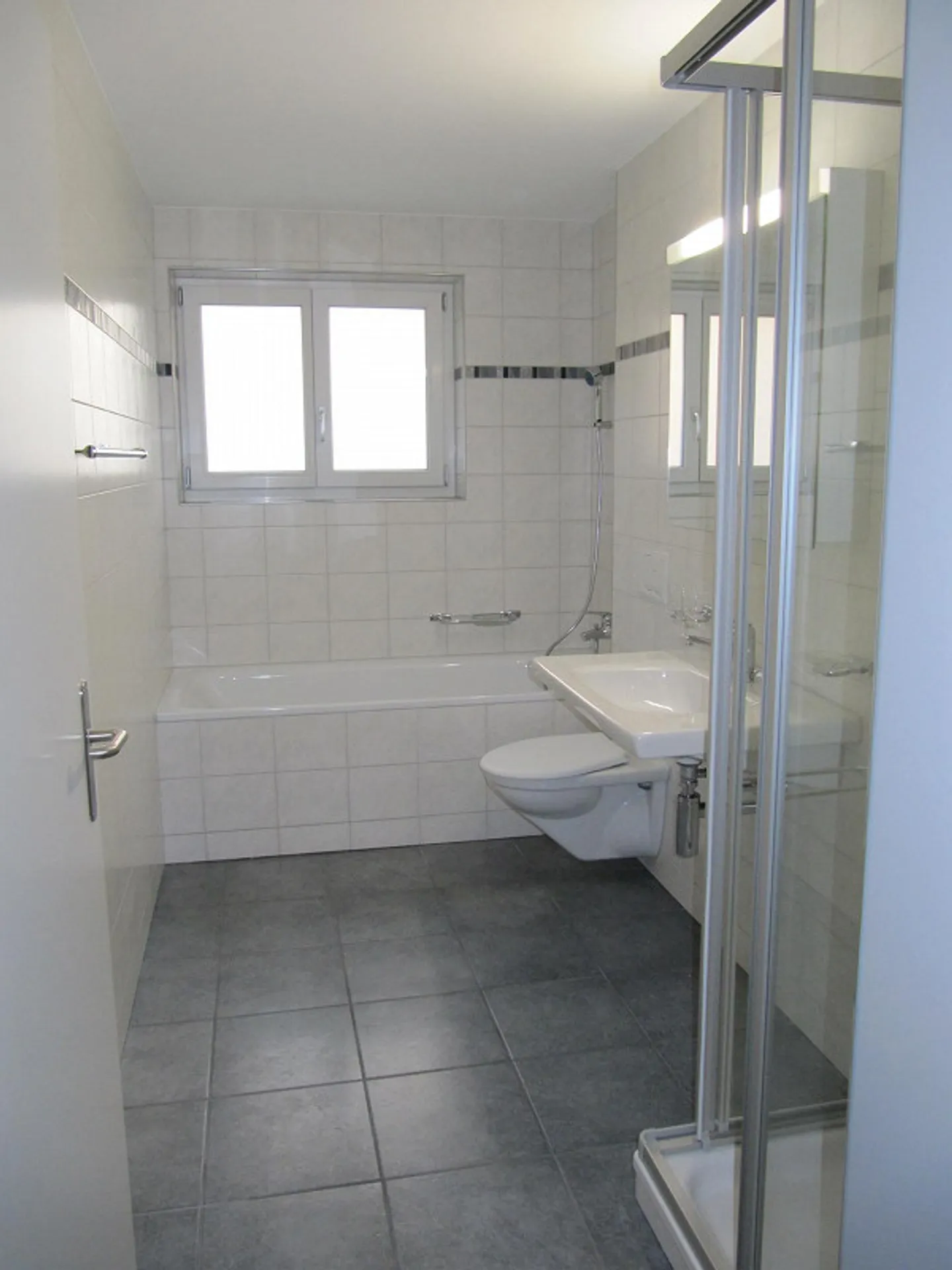 Moderno appartamento di 4.0 stanze con terrazza soleggiata - Foto 7 di 7