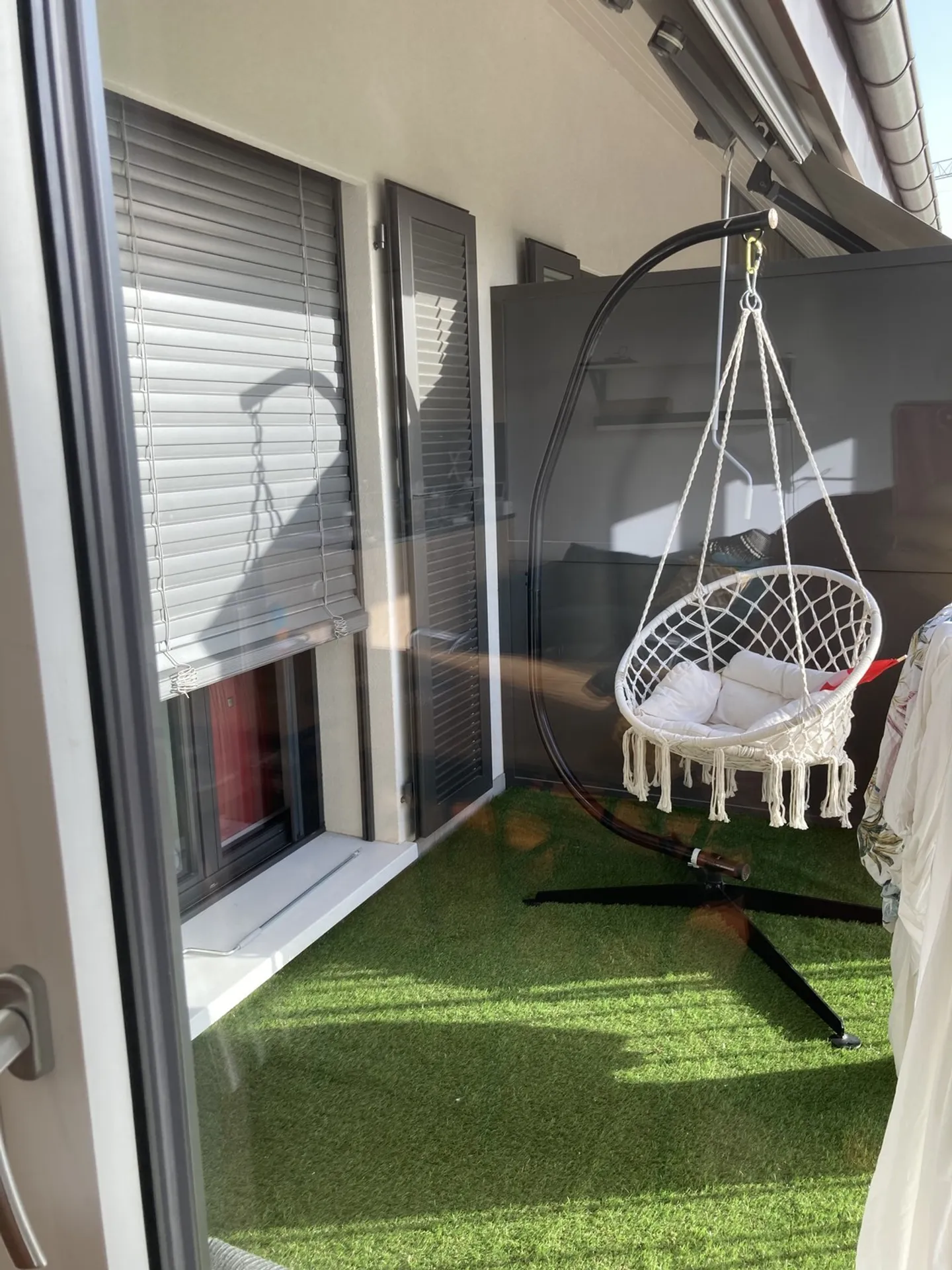 4.5 beautiful rooms in the heart of the countryside and close to all amenities in Ecublens. - Photo 4 of 8